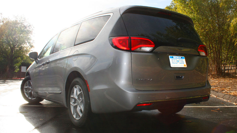Illustration for article titled 2017 Chrysler Pacifica: So Good Your Family Won't Care That It's A Minivan